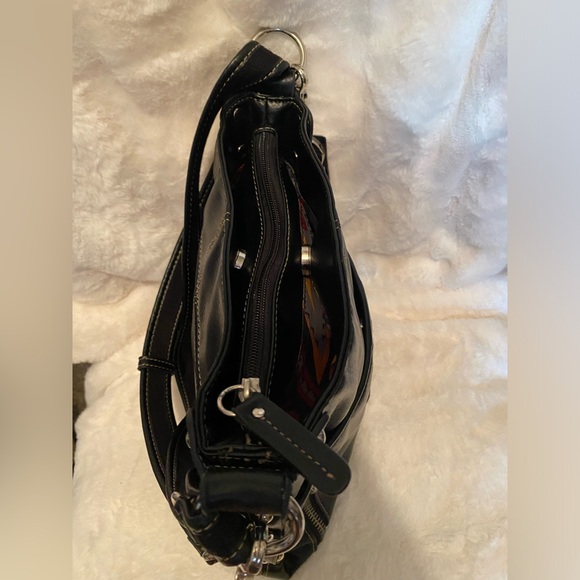 EUC Tyler Rodan bag - Picture 6 of 13